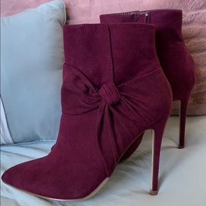 Maroon booties